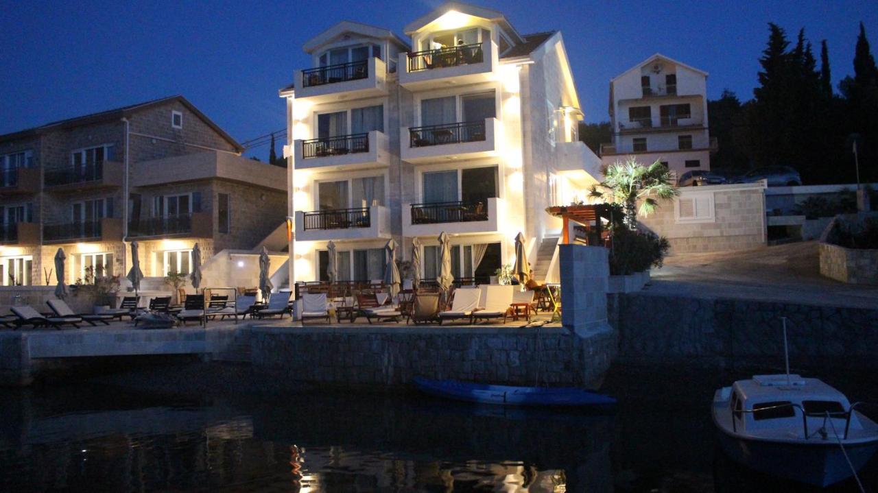 Apartments Harmonia Tivat Extérieur photo