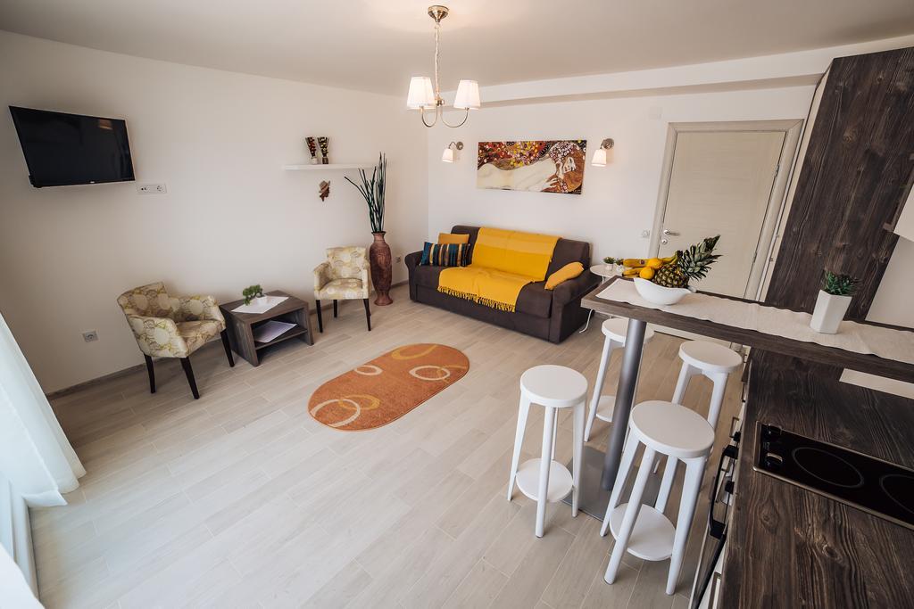 Apartments Harmonia Tivat Extérieur photo