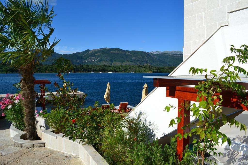 Apartments Harmonia Tivat Extérieur photo